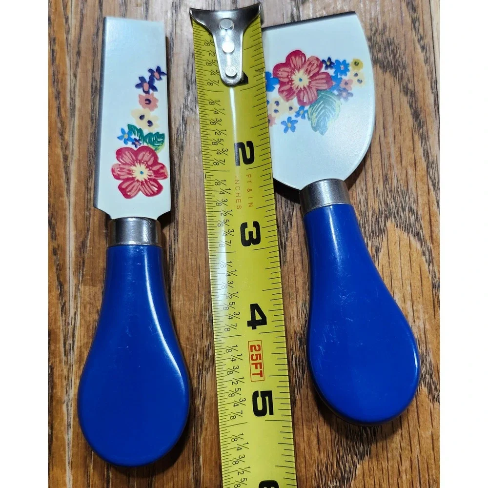 The Pioneer Woman Floral 2 Piece Cheese Knife and Spreader Set Blue Handles